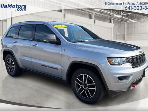 Used 2020 Jeep Grand Cherokee Trailhawk image 1