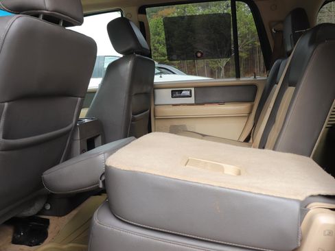 Used 2007 Ford Expedition Eddie Bauer image 14
