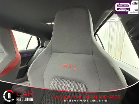 Used 2024 Volkswagen GTI S image 19