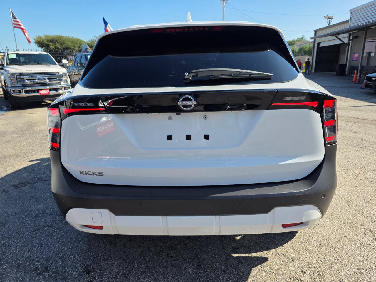 Used 2025 Nissan Kicks SV FWD image 6