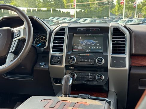 Used 2015 Ford F150 King Ranch w/ Equipment Group 601A Luxury AWD/4WD image 26