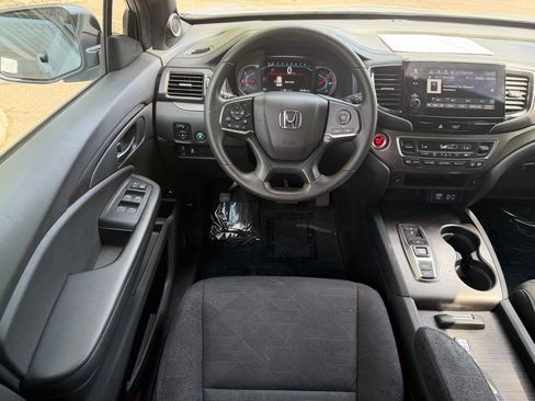 Used 2022 Honda Pilot Sport image 17