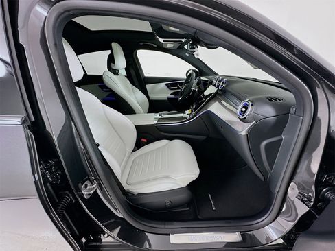 New 2026 Mercedes-Benz GLC 300 GLC 300 Coupe image 32