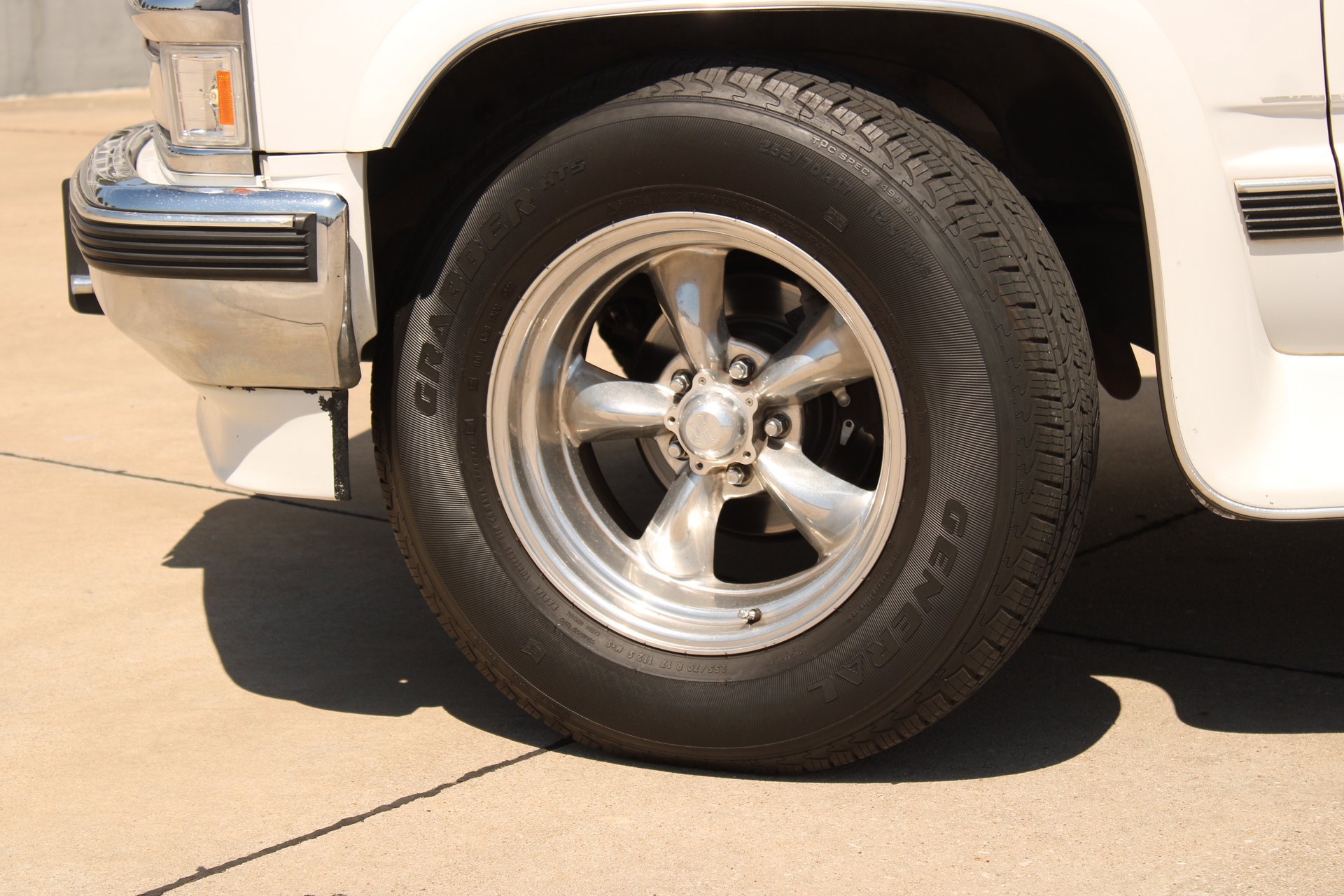 Used 1997 Chevrolet Suburban 2WD w/ Preferred Equipment Group 3 image 27