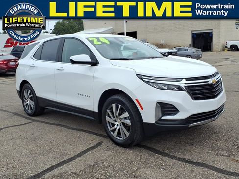 Used 2024 Chevrolet Equinox LT FWD image 1