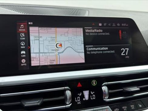 Used 2020 BMW 330i Sedan w/ Convenience Package RWD image 30