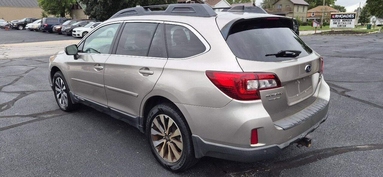 Used 2017 Subaru Outback 2.5i Limited AWD/4WD image 3