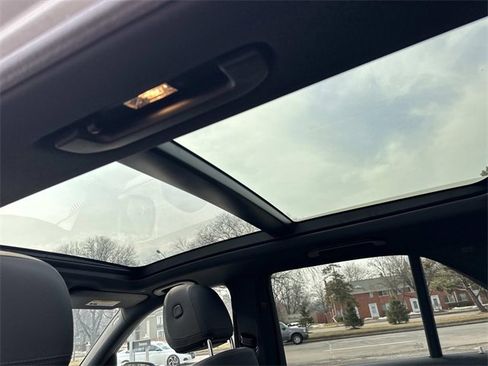 Certified 2025 Mercedes-Benz GLE 350 4MATIC image 13