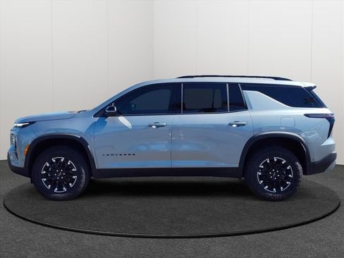 New 2026 Chevrolet Traverse Z71 w/ Enhanced Driving Package AWD/4WD image 2