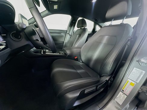 Used 2025 Honda Civic Sport image 13