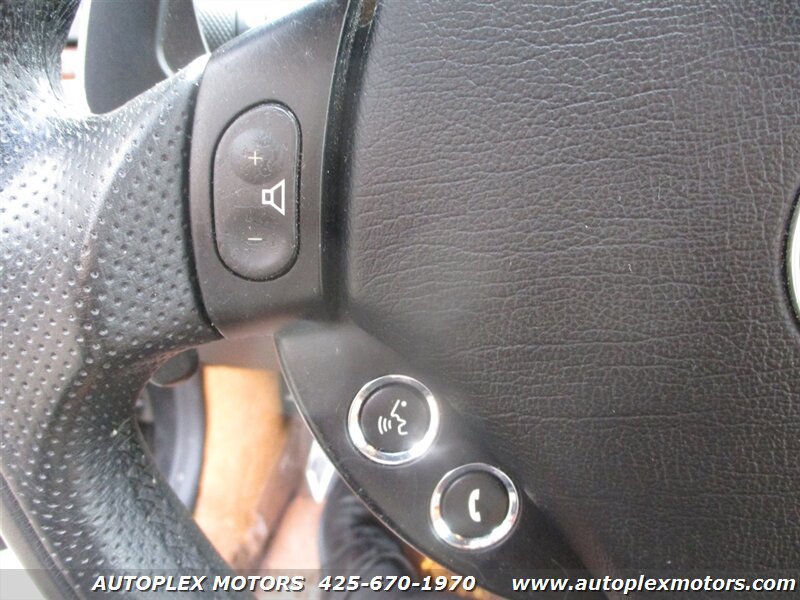 Used 2011 Maserati GranTurismo Convertible RWD image 25