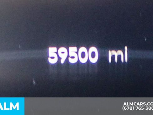 Used 2023 Chrysler Pacifica Touring-L image 44