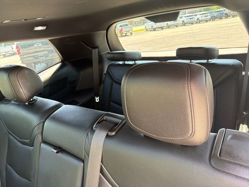 Used 2023 Cadillac XT6 Luxury AWD/4WD image 37