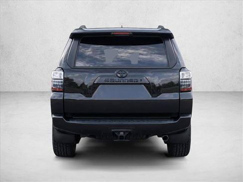 Used 2022 Toyota 4Runner SR5 RWD image 6