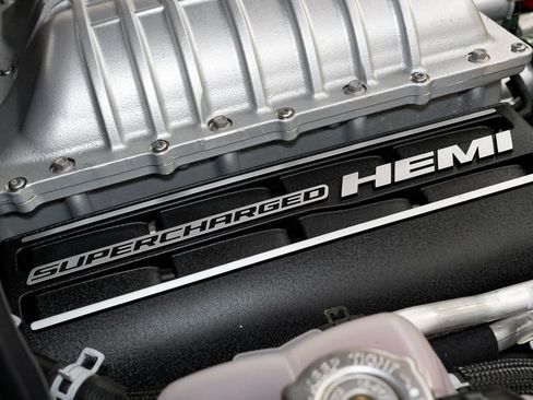 Used 2023 Dodge Charger SRT Hellcat image 5