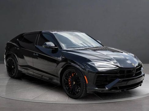 Used 2025 Lamborghini Urus SE AWD/4WD image 4