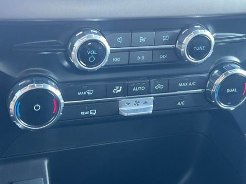 Used 2024 Ford F150 XLT w/ Mobile Office Package image 21