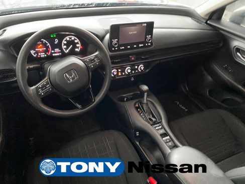 Used 2025 Honda HR-V LX image 30