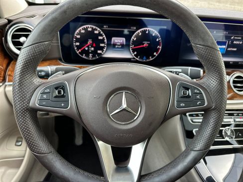 Used 2018 Mercedes-Benz E 300 4MATIC image 22