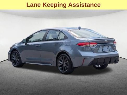 Used 2026 Toyota Corolla SE FWD image 5
