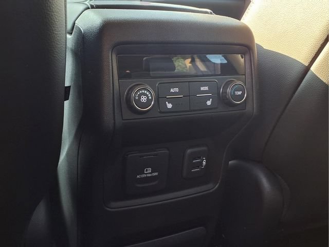 Certified 2019 GMC Acadia Denali w/ Technology Package FWD image 23