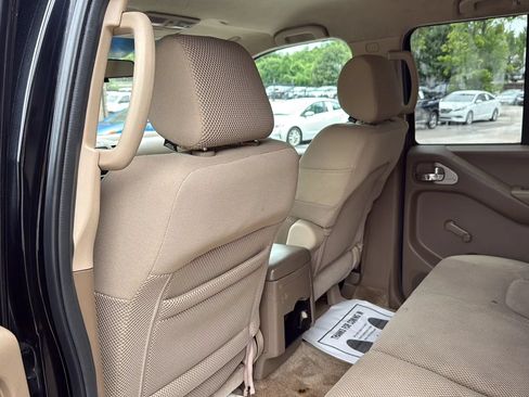 Used 2005 Nissan Frontier SE RWD image 15