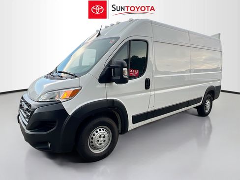 Used 2025 RAM ProMaster 2500 w/ Convenience Group FWD image 9