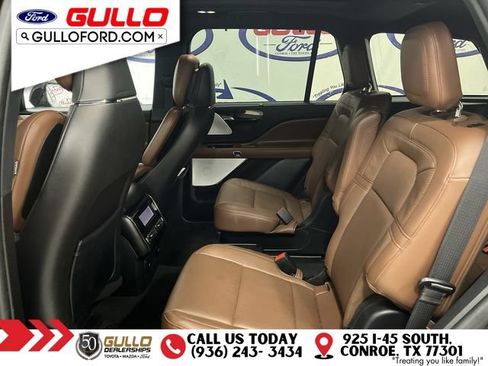 Used 2023 Lincoln Aviator Reserve w/ Equipment Group 201A AWD/4WD image 14