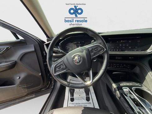 Used 2021 Buick Envision Essence w/ Sport Touring Package AWD/4WD image 17