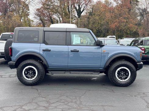 New 2025 Ford Bronco Badlands w/ Sasquatch Package image 4