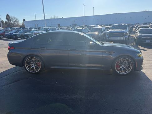 Used 2022 BMW M5 CS image 5