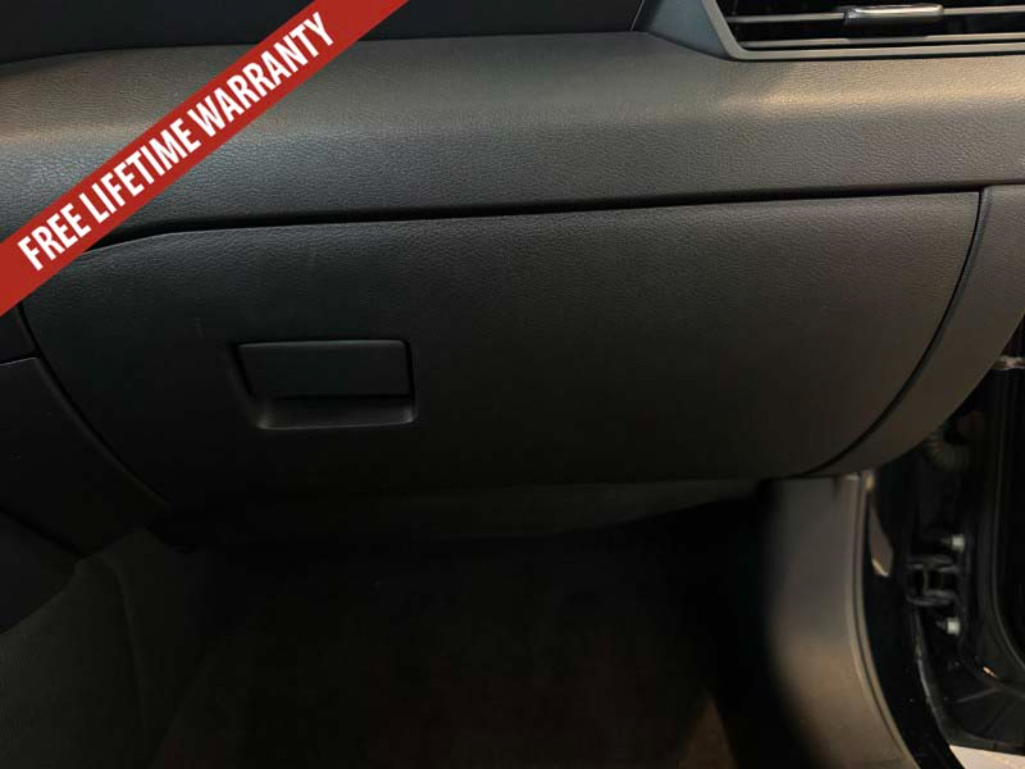 Used 2024 Nissan Altima 2.5 SV FWD image 35