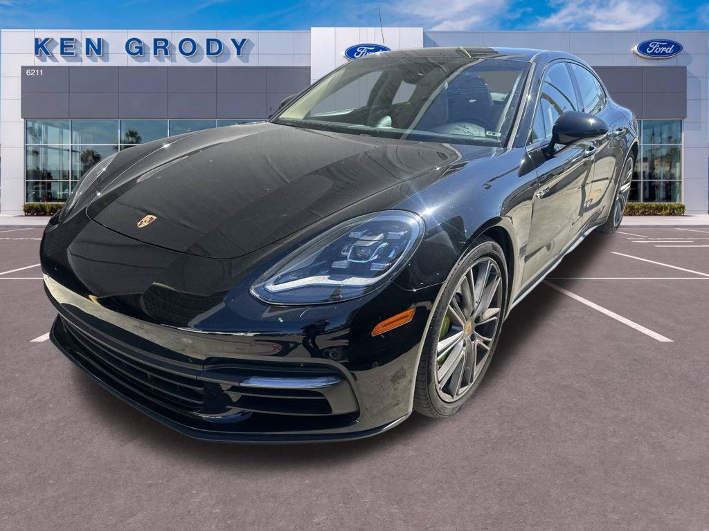 Used 2018 Porsche Panamera 4 AWD/4WD image 3