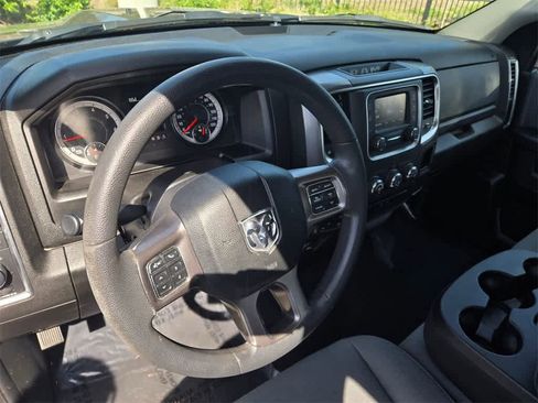 Used 2024 RAM 1500 Classic SLT image 10