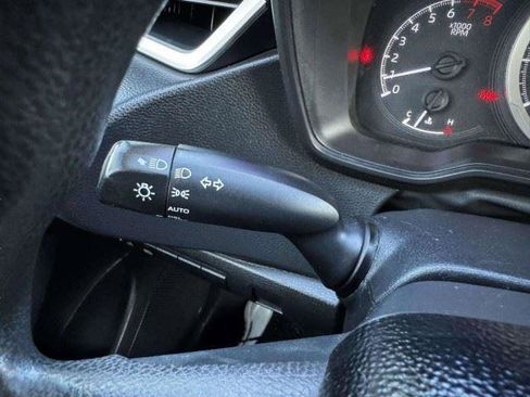 Used 2020 Toyota Corolla LE FWD image 23