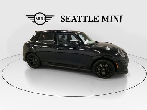 New 2026 MINI Cooper S image 13
