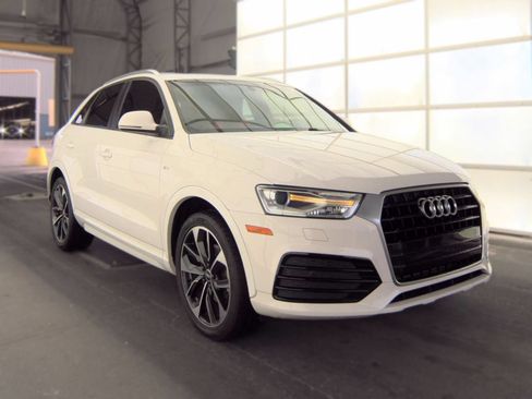 Used 2018 Audi Q3 2.0T Premium FWD image 4
