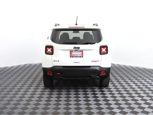 Used 2020 Jeep Renegade Trailhawk w/ Cold Weather Group AWD/4WD image 8