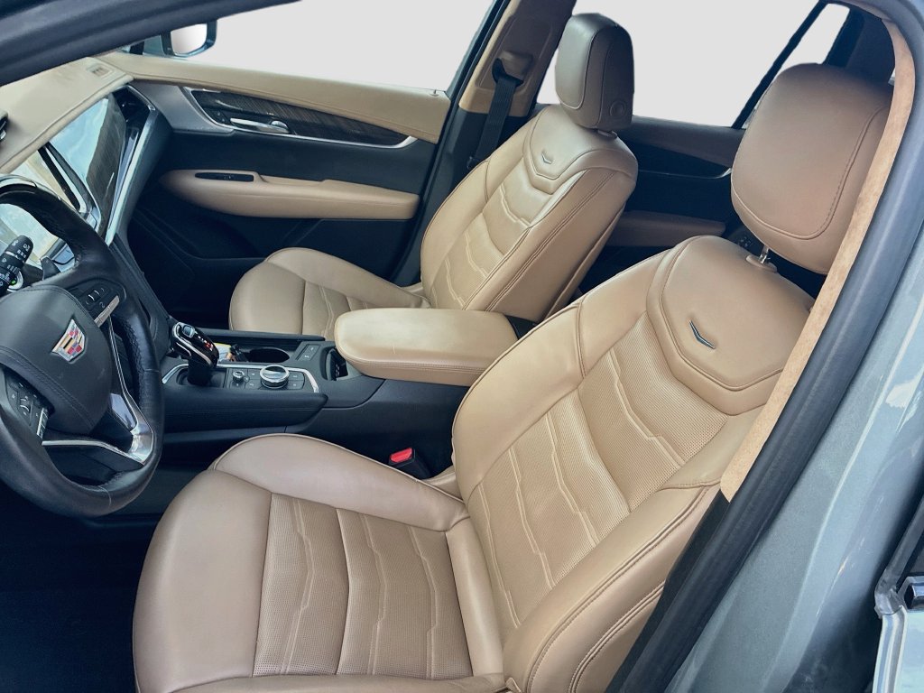 Used 2024 Cadillac XT6 Sport w/ Platinum Package AWD/4WD image 20