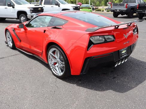 Used 2019 Chevrolet Corvette ZR1 RWD image 3