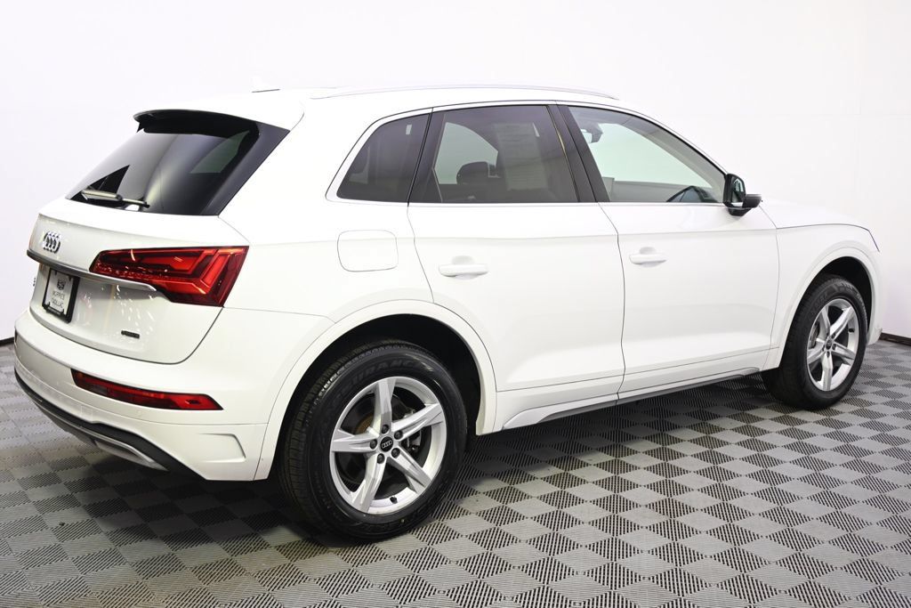 Used 2023 Audi Q5 2.0T Premium w/ Convenience Package AWD/4WD image 7