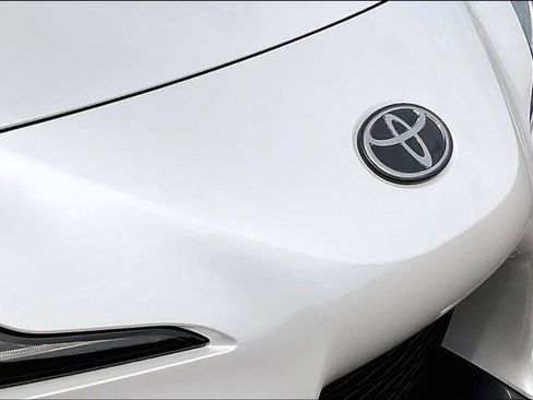 Used 2023 Toyota Supra Premium image 28