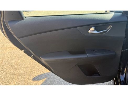 Used 2020 Kia Forte LXS image 27