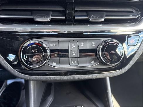 New 2026 Buick Envista Sport Touring FWD image 15