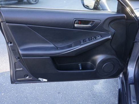 Used 2021 Lexus IS 350 F Sport image 27