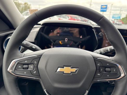 New 2025 Chevrolet Trax LT w/ Driver Confidence Package image 25
