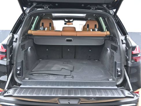 Used 2024 BMW X5 xDrive40i w/ Premium Package AWD/4WD image 23