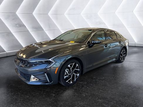 Used 2025 Kia K5 EX image 3
