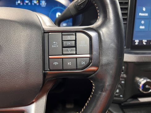 Used 2023 Ford F350 Platinum image 17