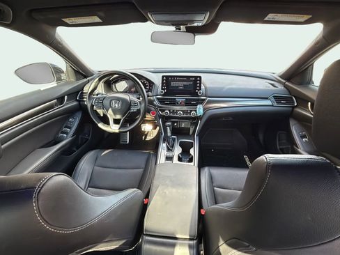 Used 2019 Honda Accord Sport image 10